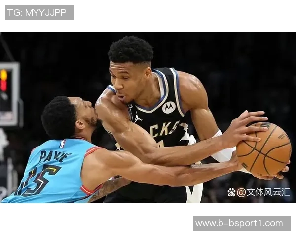 布克末节神勇三分狂飙34分5板10助却难阻球队失利